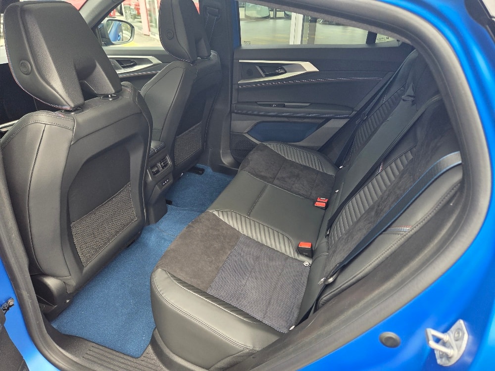 RENAULT Rafale 1.2 E-Tech Plug-in Hybrid 300 4x4 Atelier Alpine-image-8