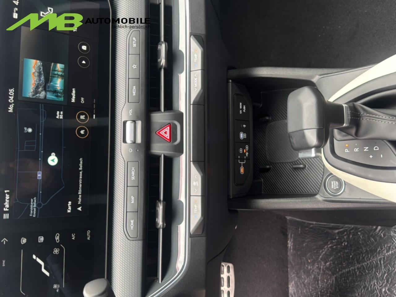 KIA K4 SW 1.6 T-GDi GT-Line-image-12
