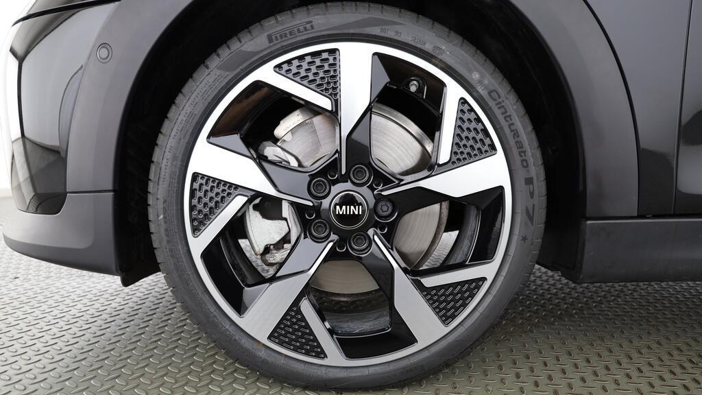 MINI Cooper 5 door C-image-8