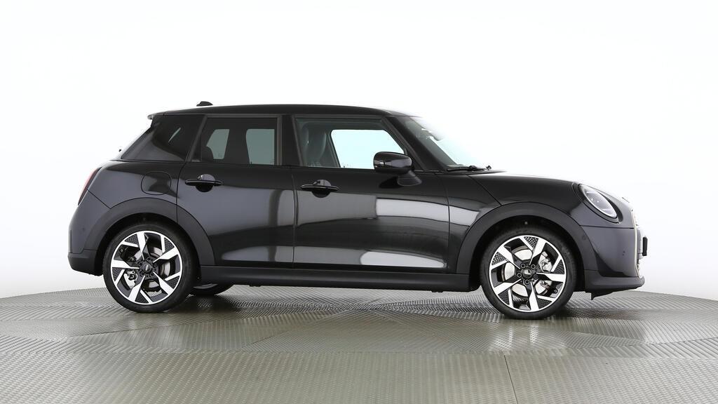 MINI Cooper 5 door C-image-2