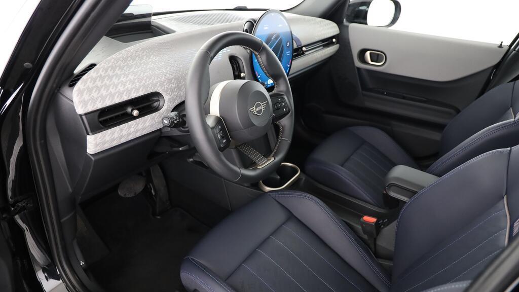 MINI Cooper 5 door C-image-16