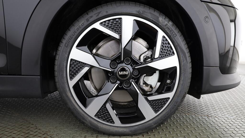 MINI Cooper 5 door C-image-7