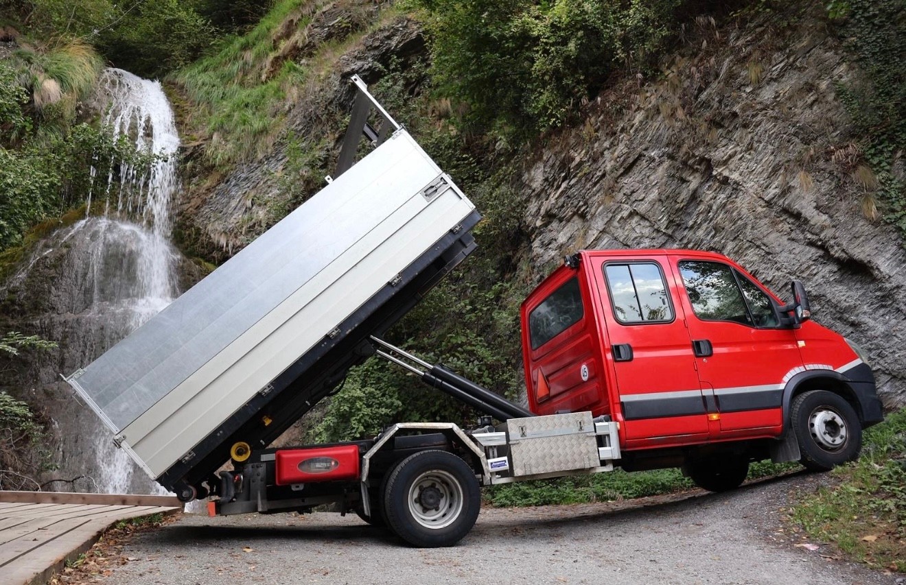 IVECO 50 C 17/35 DT-showroom-element-2