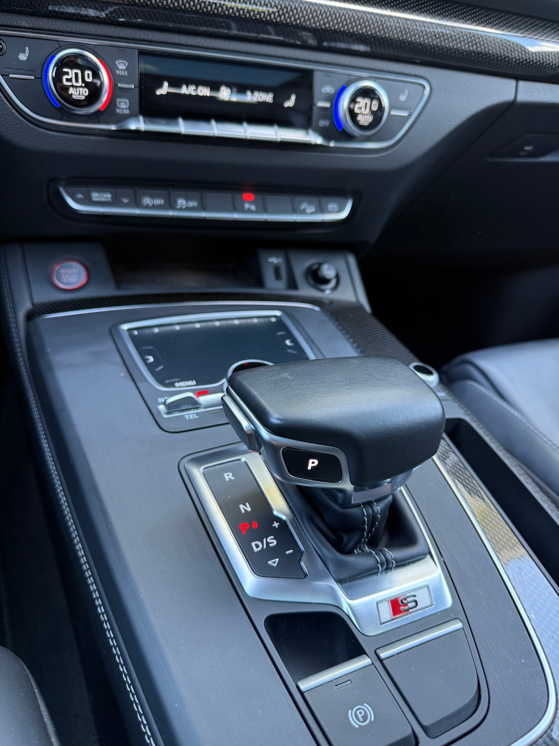 AUDI SQ5 3.0 TFSI quattro S-tronic-image-15