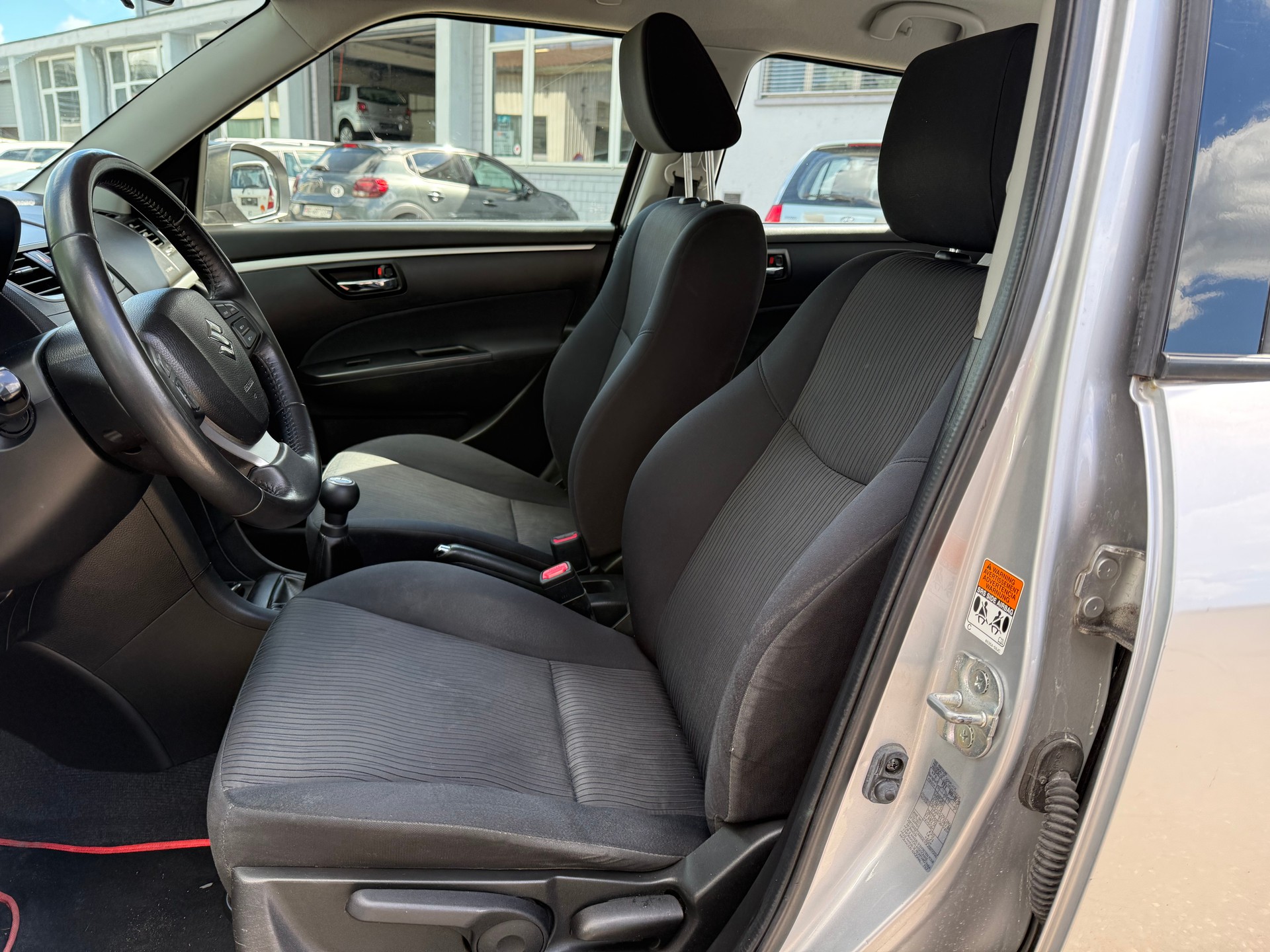 SUZUKI Swift 1.2i 16V GL Piz Sulai 4x4-image-7