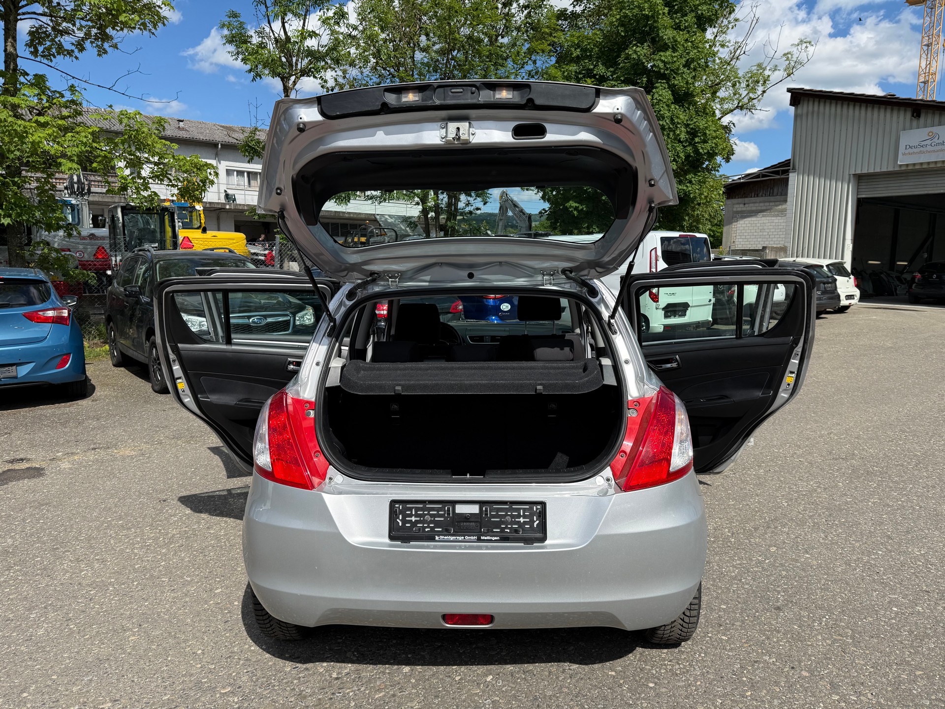 SUZUKI Swift 1.2i 16V GL Piz Sulai 4x4-image-9