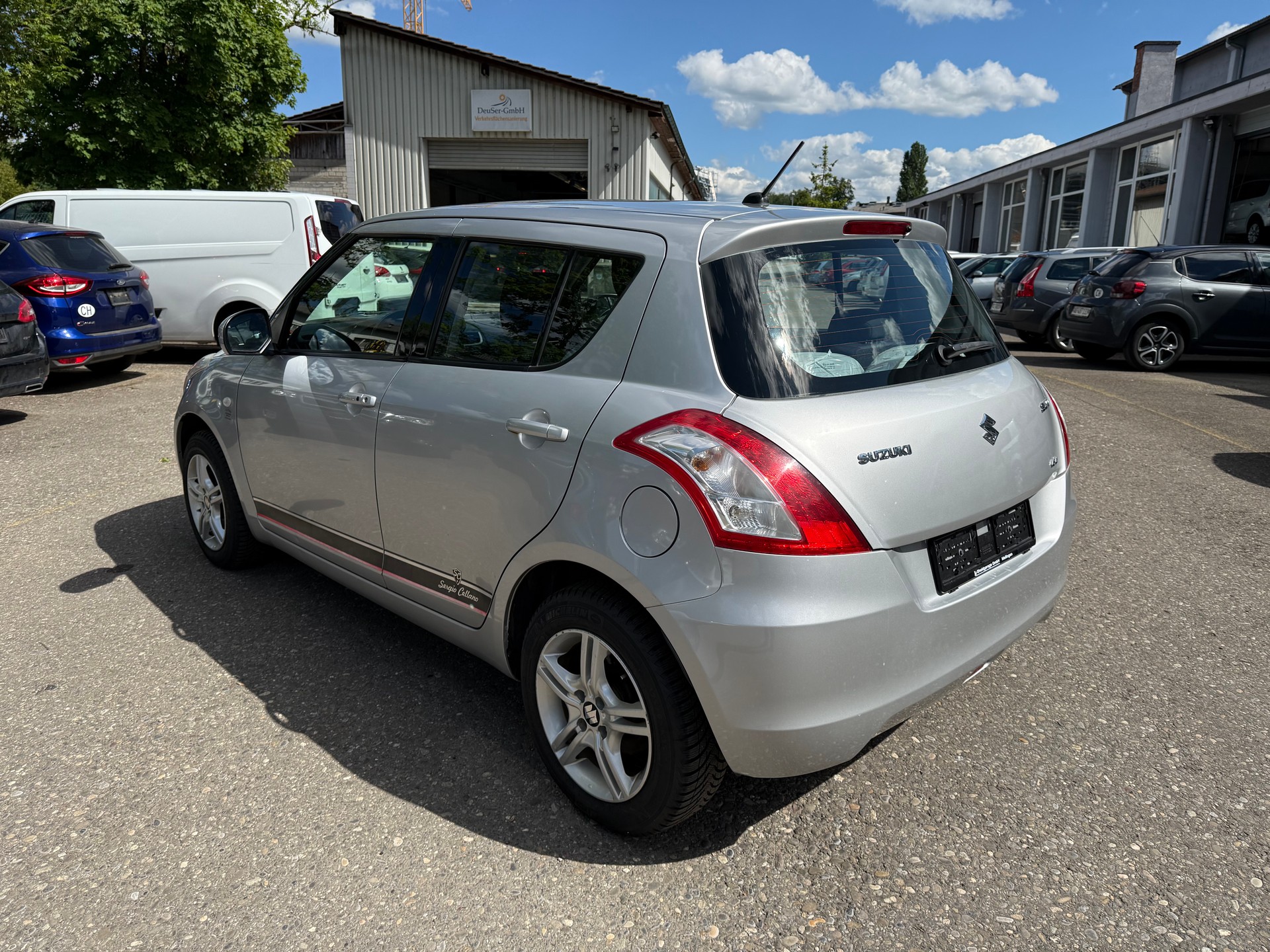 SUZUKI Swift 1.2i 16V GL Piz Sulai 4x4-showroom-element-2