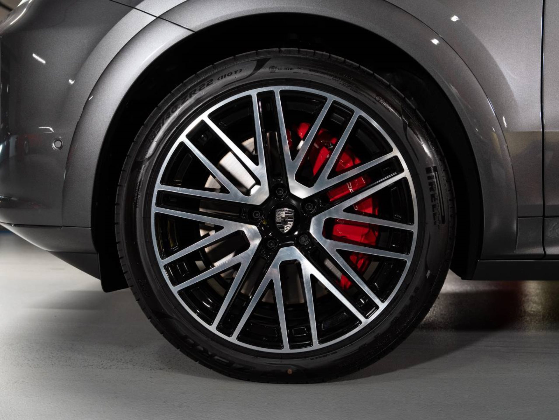PORSCHE Cayenne Turbo E-Hybrid-image-22