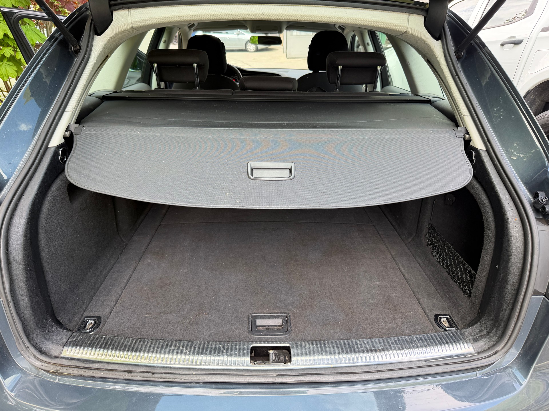 AUDI A4 Avant 1.8 TFSI quattro-image-11