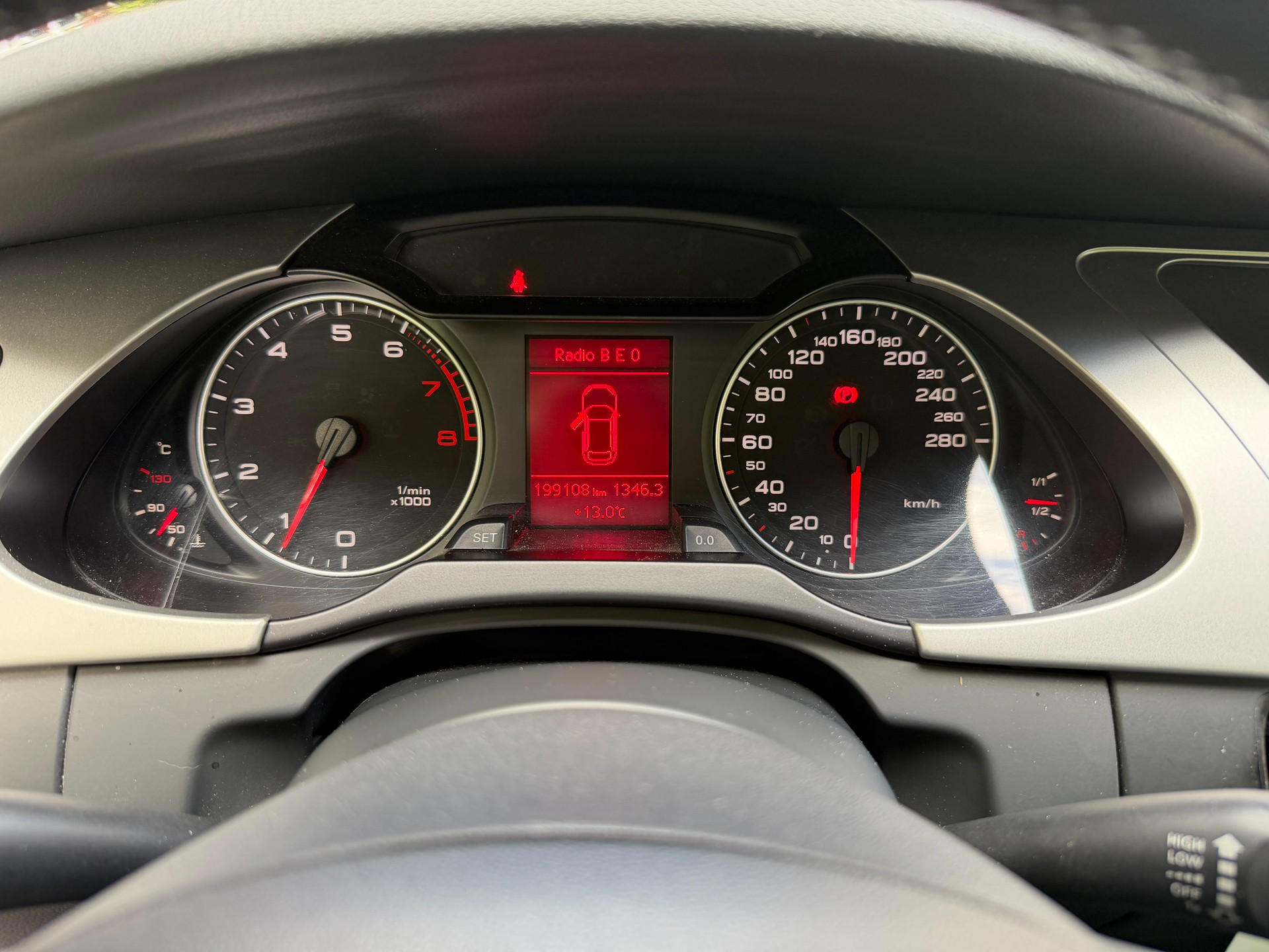 AUDI A4 Avant 1.8 TFSI quattro-image-6