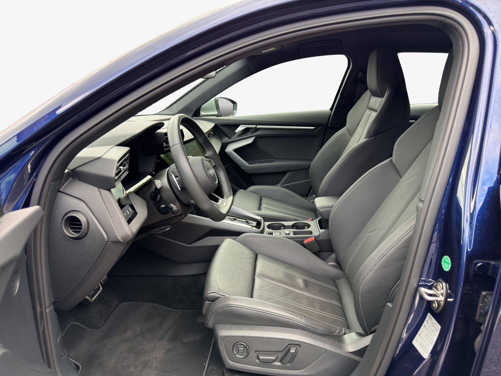 AUDI S3 Sportback TFSI quattro S-tronic-image-7