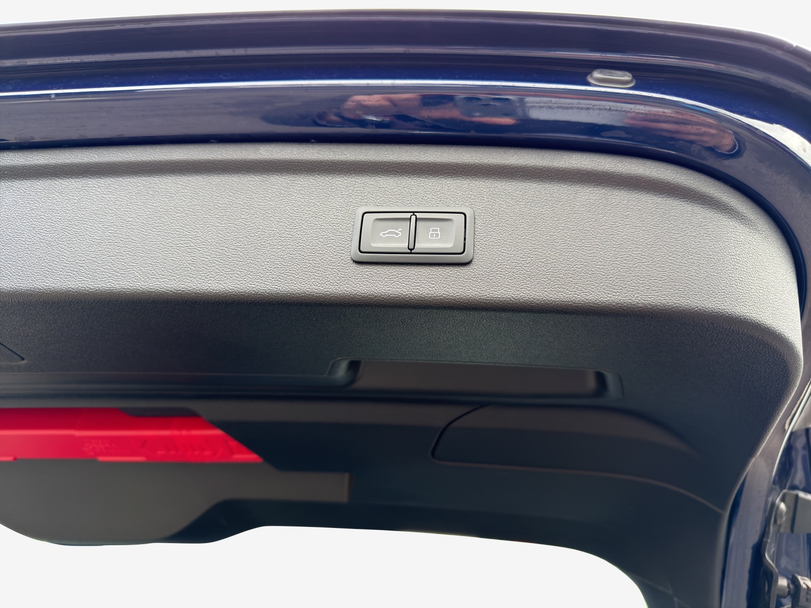 AUDI S3 Sportback TFSI quattro S-tronic-image-13