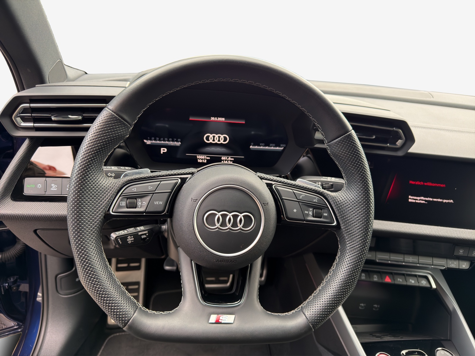AUDI S3 Sportback TFSI quattro S-tronic-image-9