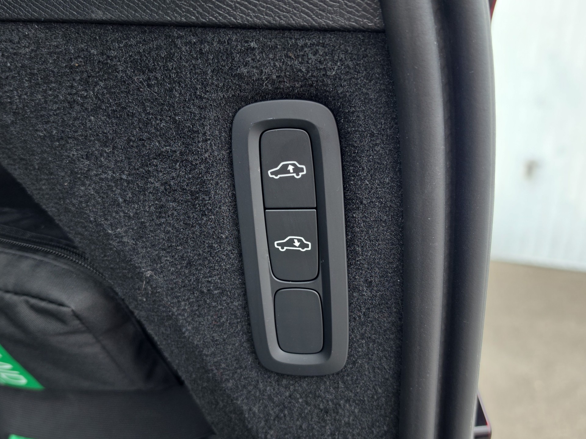 VOLVO XC90 2.0 T8 TE Plus Dark eAWD-image-22