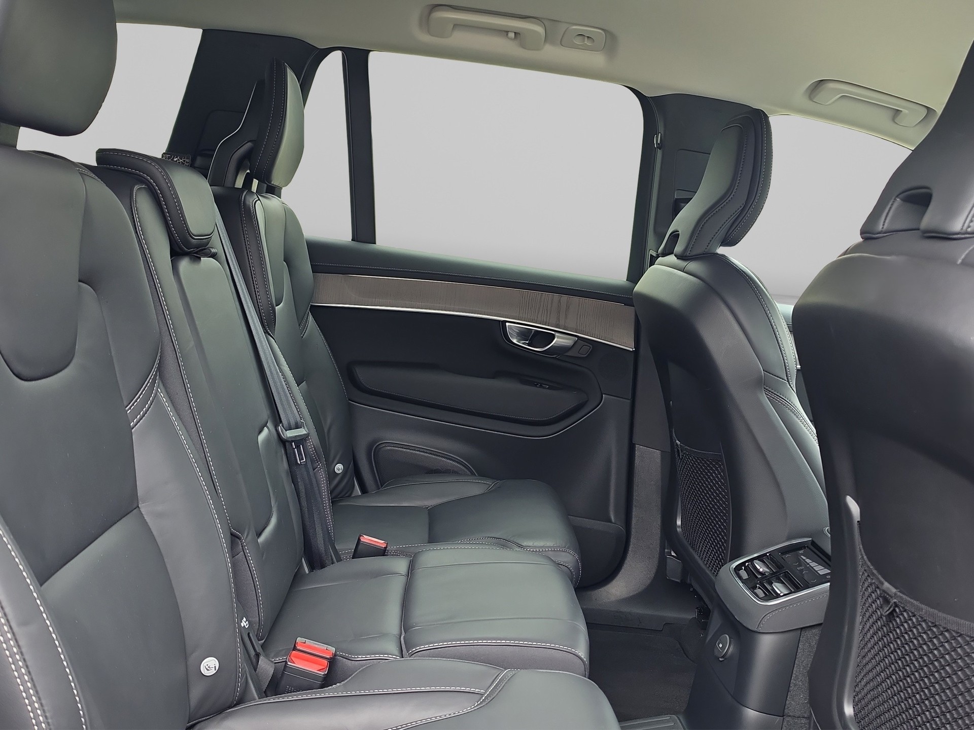 VOLVO XC90 2.0 T8 TE Plus Dark eAWD-image-12