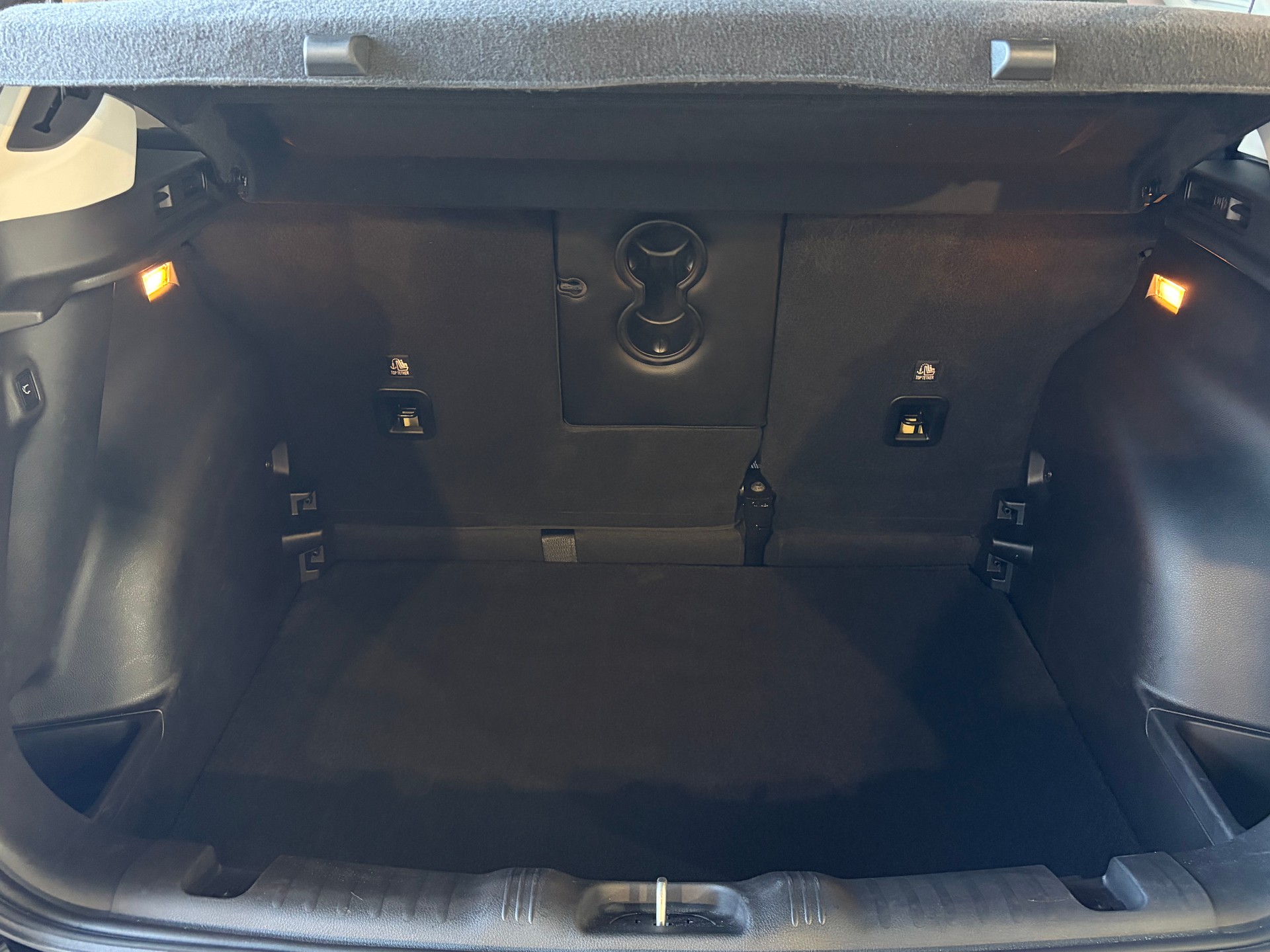 JEEP Compass 4x2 1.5 T MHEV Summit * CH-Fahrzeug *-image-20