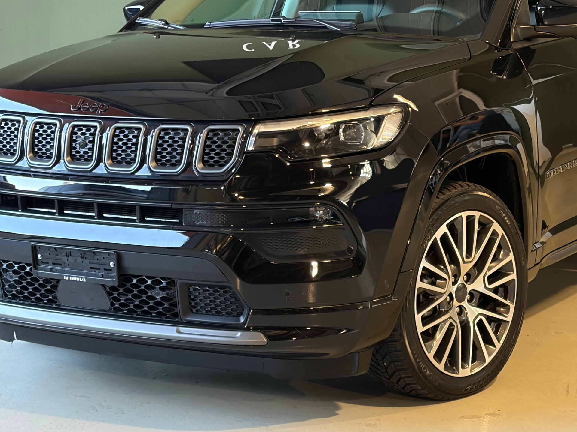 JEEP Compass 4x2 1.5 T MHEV Summit * CH-Fahrzeug *-image-4