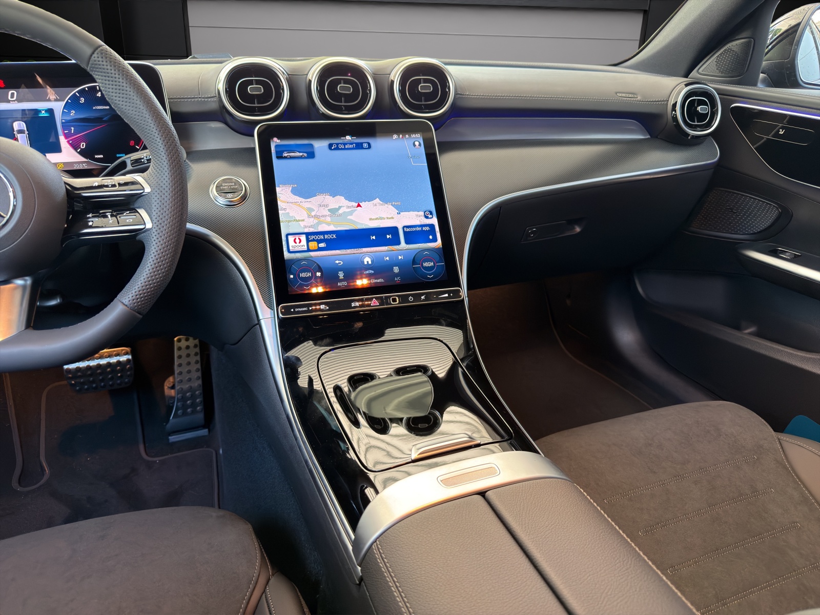 MERCEDES-BENZ C 200 T 4 Matic-image-7