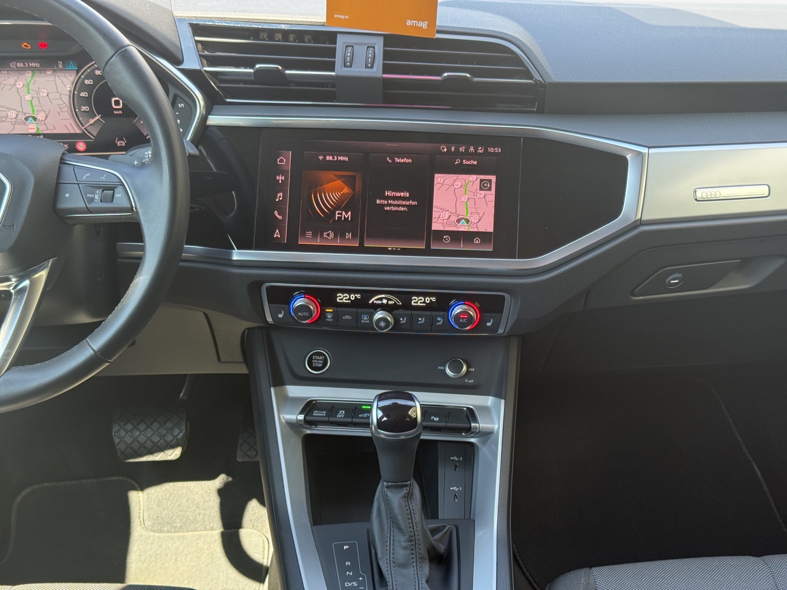 AUDI Q3 Sportback 45 TFSI e Attraction S-tronic-image-10