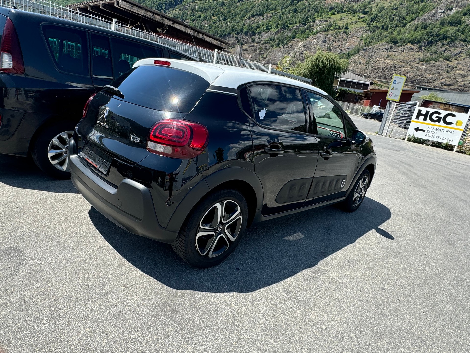 CITROEN 1.2 i STT-image-11