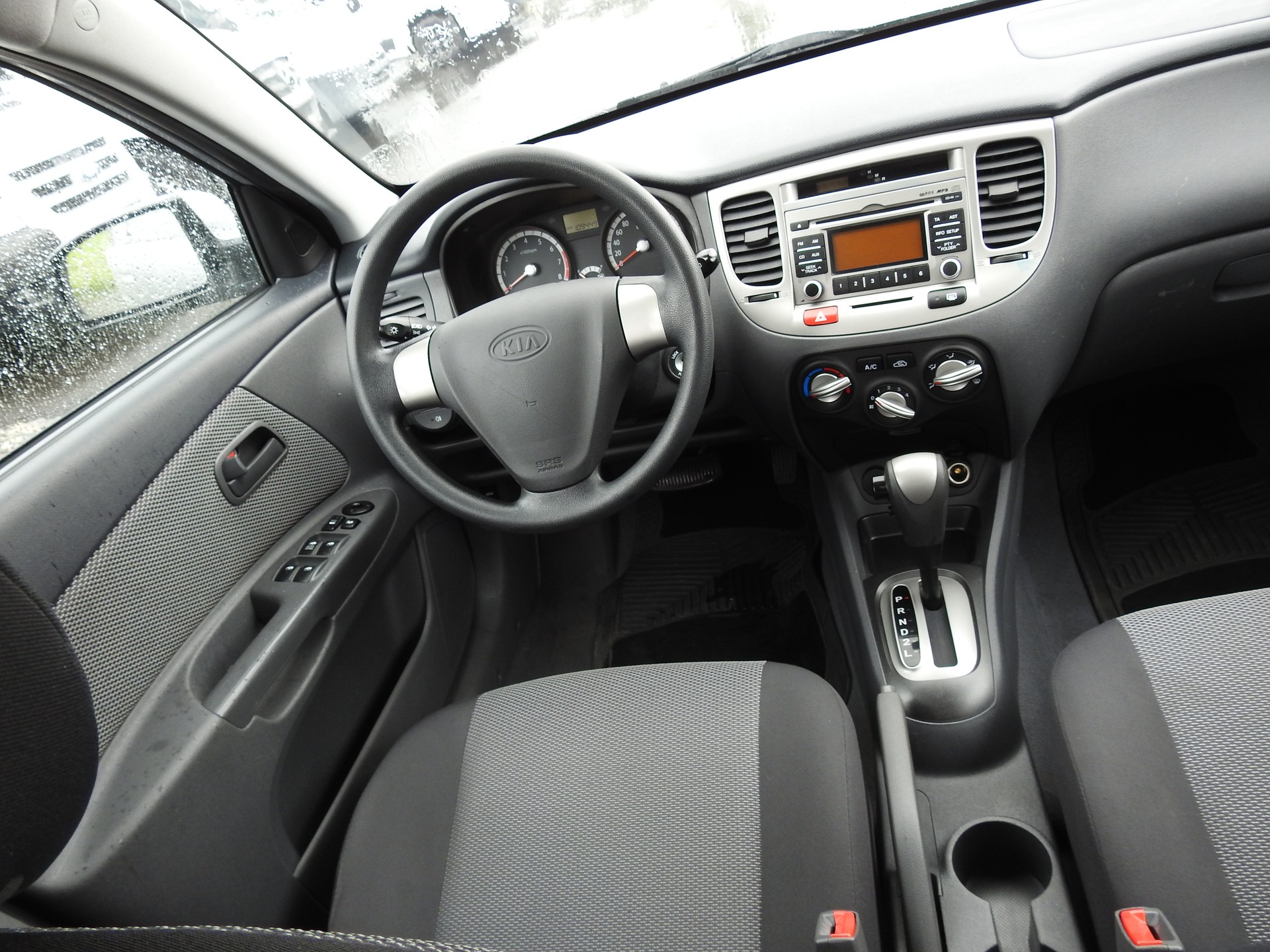 KIA Rio 1.6 CVVT Trend-image-19