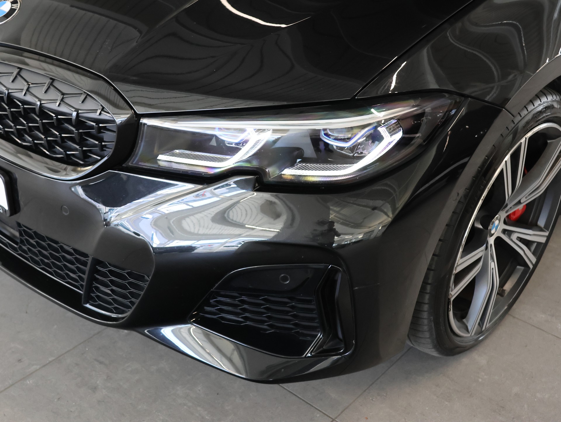 BMW M340d xDrive 48V Touring Steptronic Sport *360-Kamera* *Harmon & Cardon* *M-Paket**-image-9