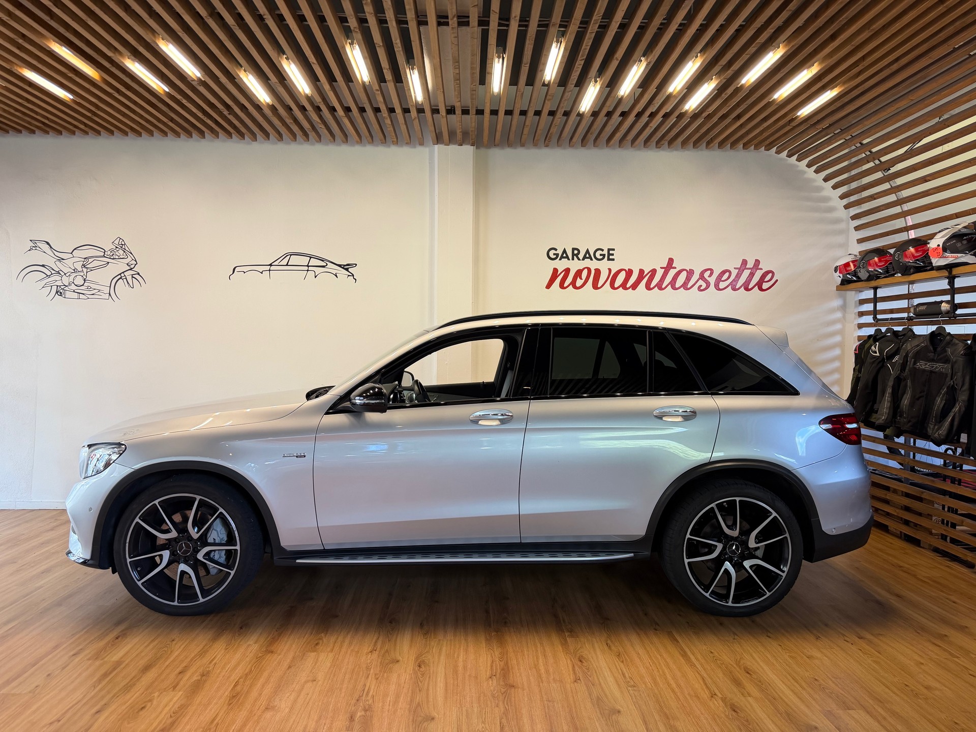 MERCEDES-BENZ GLC 43 AMG 4Matic 9G-Tronic-image-5