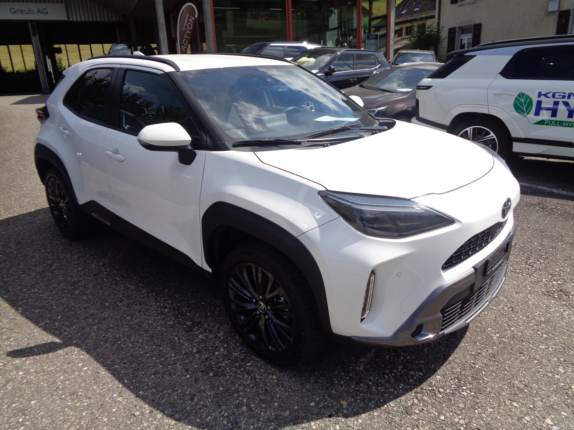 TOYOTA Yaris Cross 1.5 Elegant e-CVT AWDi-image-6