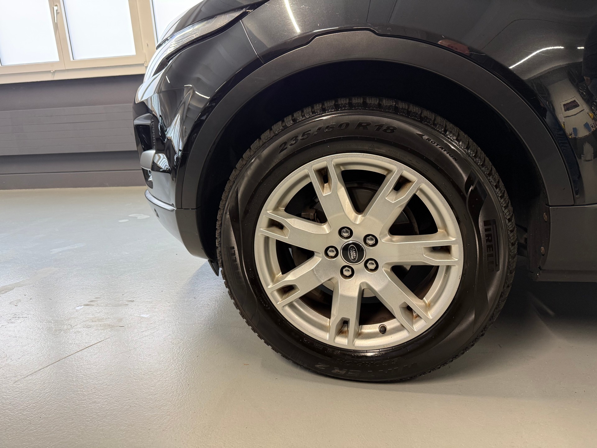 LAND ROVER Range Rover Evoque 2.2 SD4 Pure AT6-image-21
