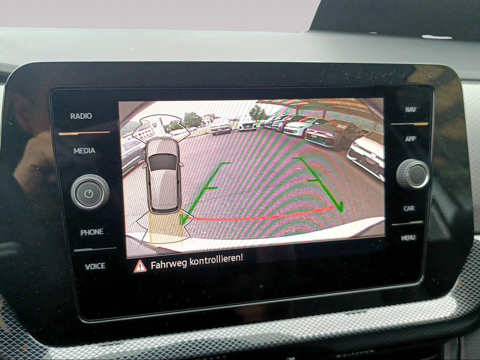 VW T-Cross 1.0 TSI EVO Life DSG-image-11