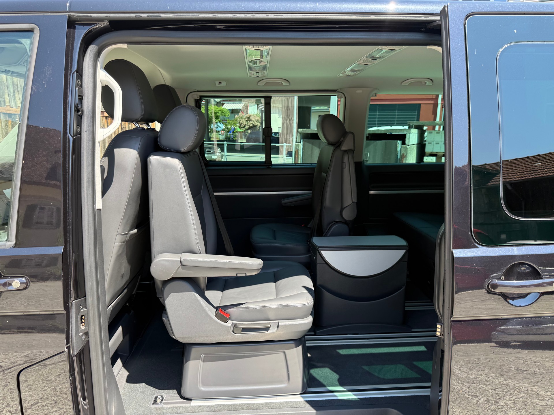 VW T5 Multivan 2.0 Bi-TDI CR HL Last Ed. 4Motion DSG-image-7