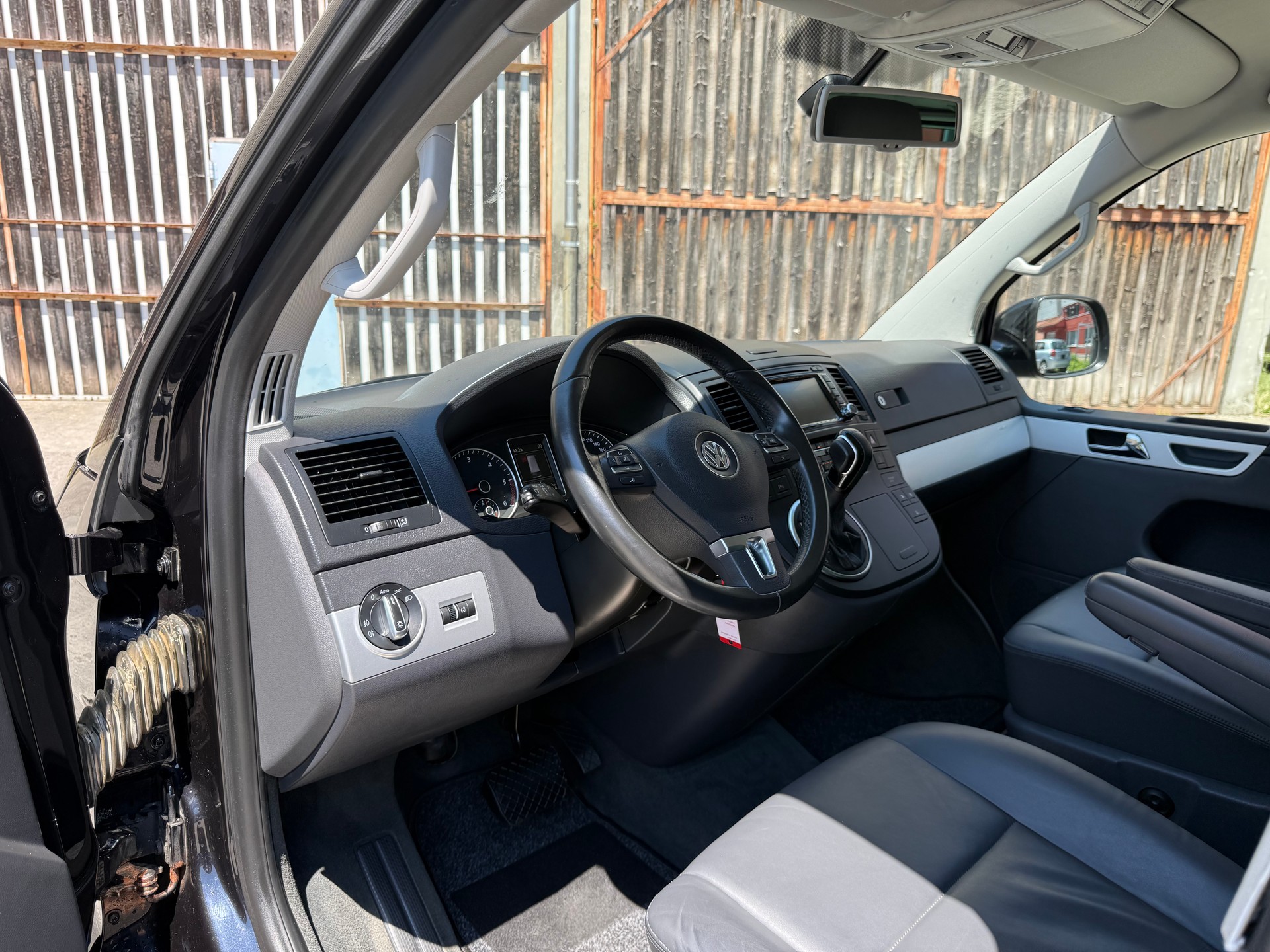 VW T5 Multivan 2.0 Bi-TDI CR HL Last Ed. 4Motion DSG-image-9