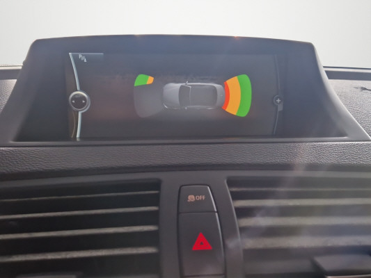 BMW 120i-image-11