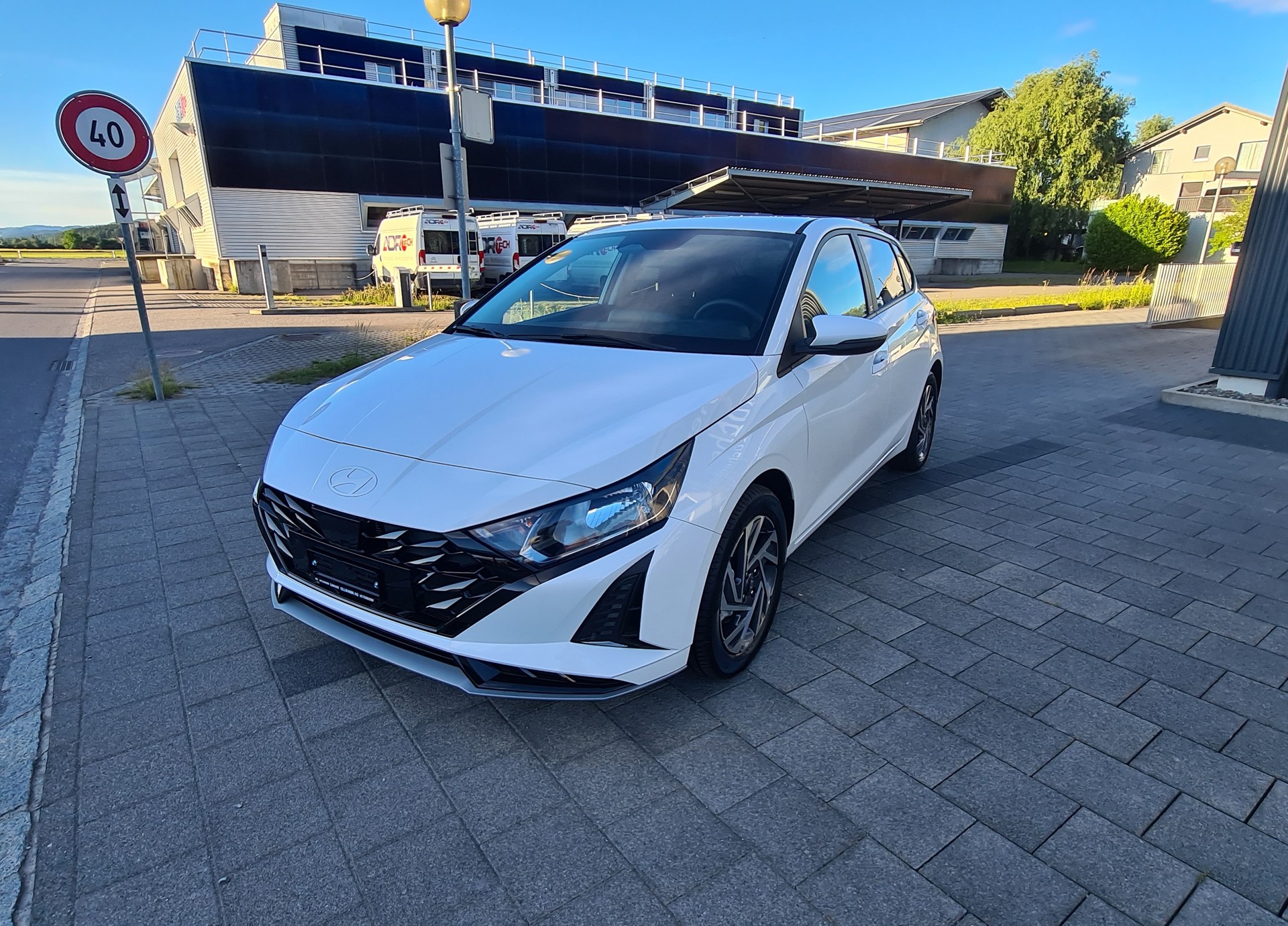 HYUNDAI i20 1.0 T-GDi Amplia DCT-image-9