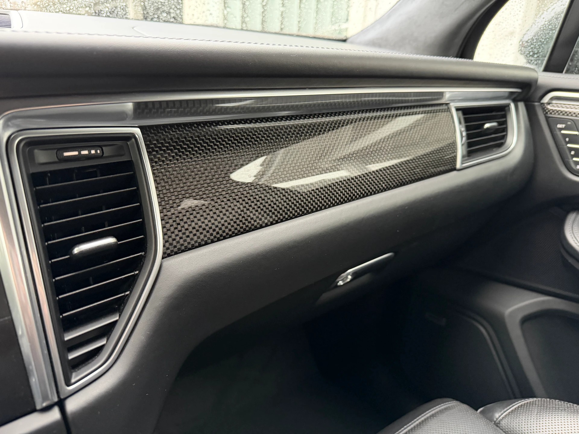 PORSCHE Macan Turbo Performance PDK-image-27