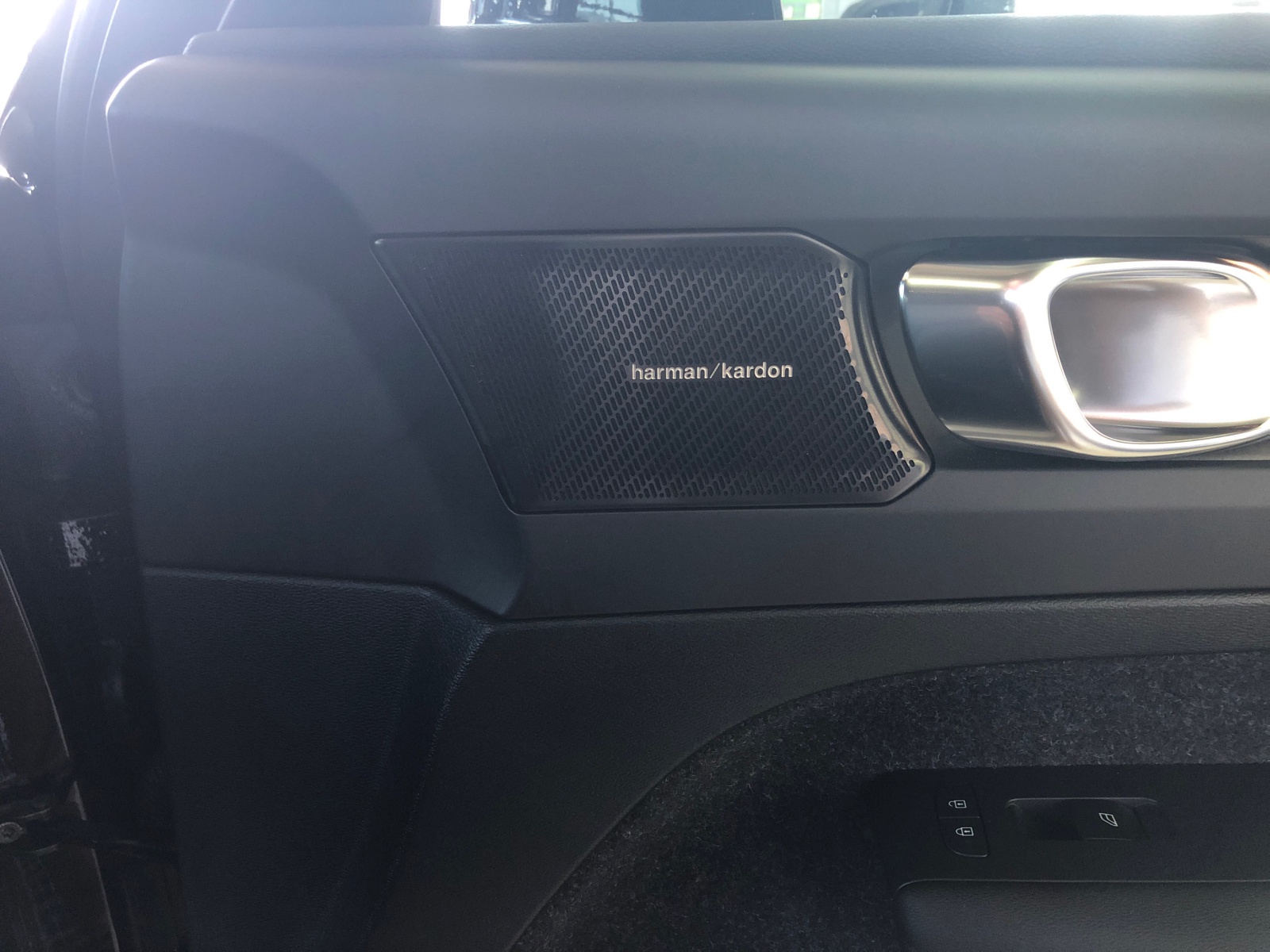 VOLVO XC40 1.5 T5 TE Inscription-image-15