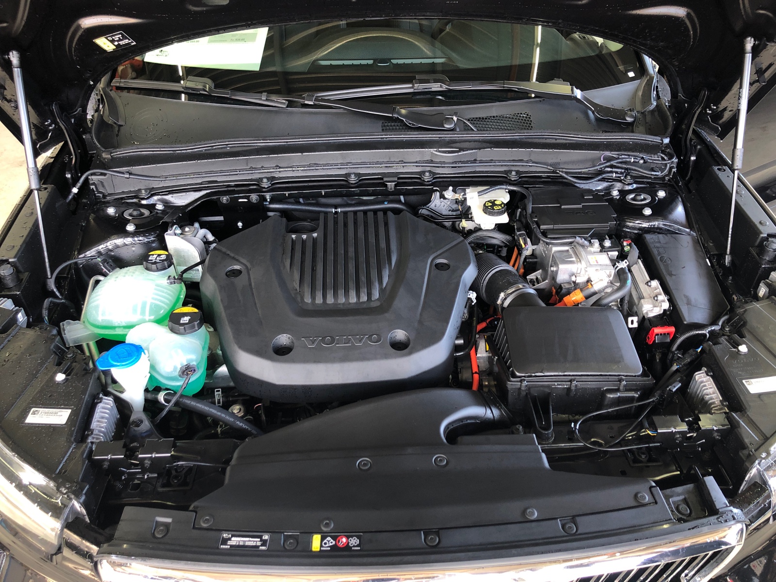 VOLVO XC40 1.5 T5 TE Inscription-image-16