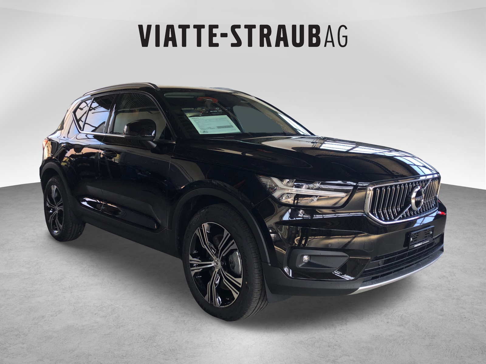 VOLVO XC40 1.5 T5 TE Inscription-image-5