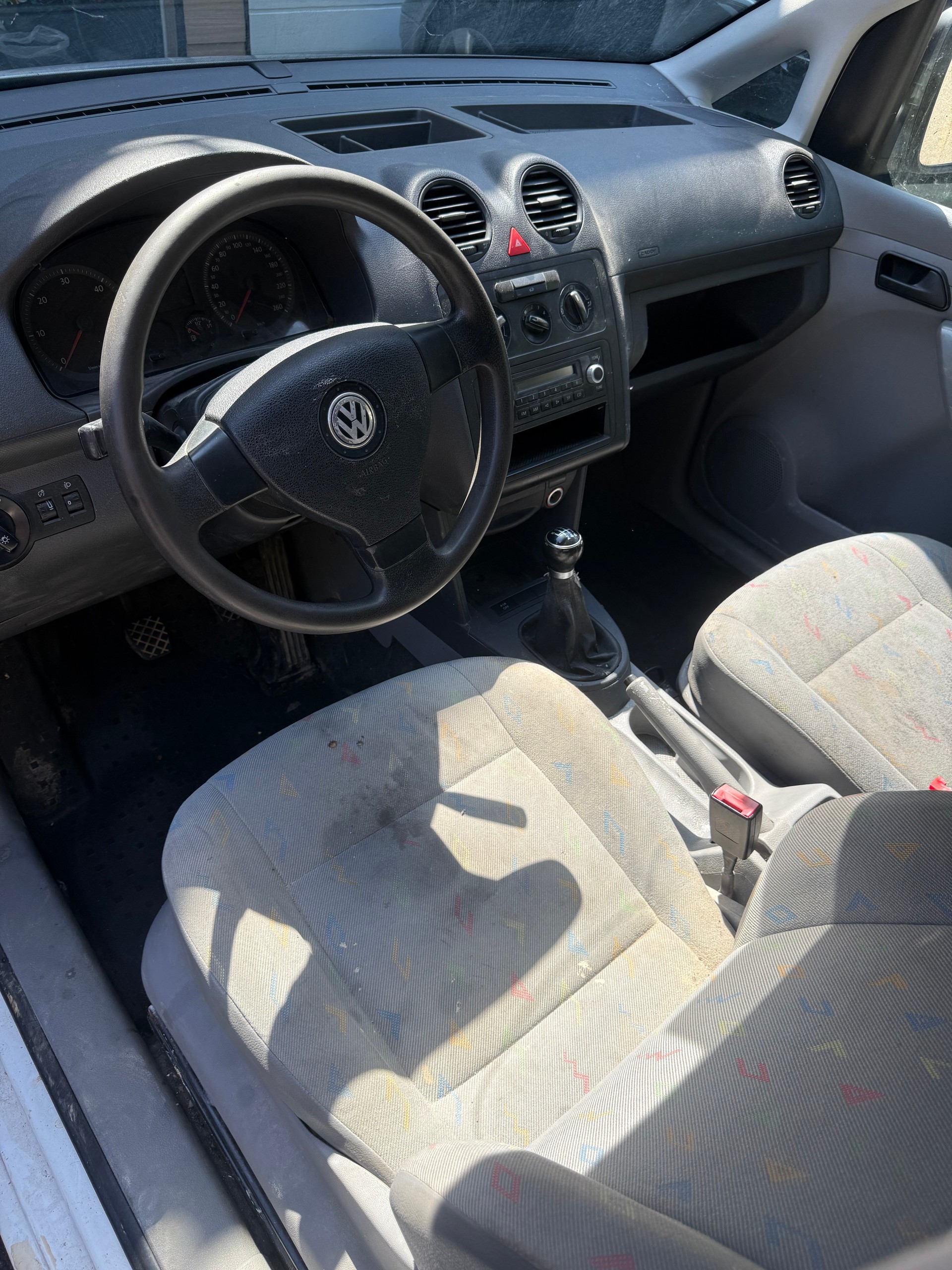 VW Caddy Maxi 2.0TDI-image-6