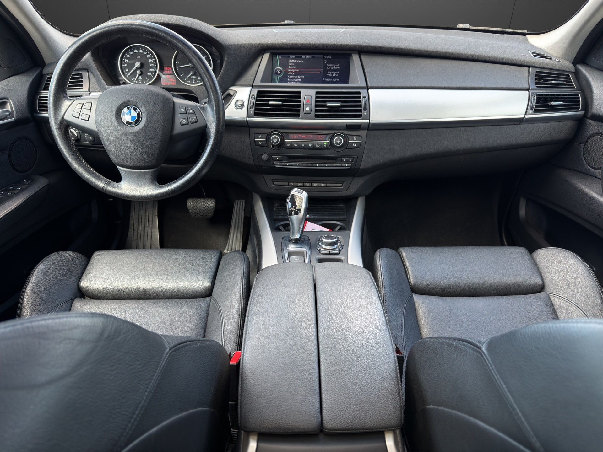 BMW X5 xDrive 30d Steptronic-image-10