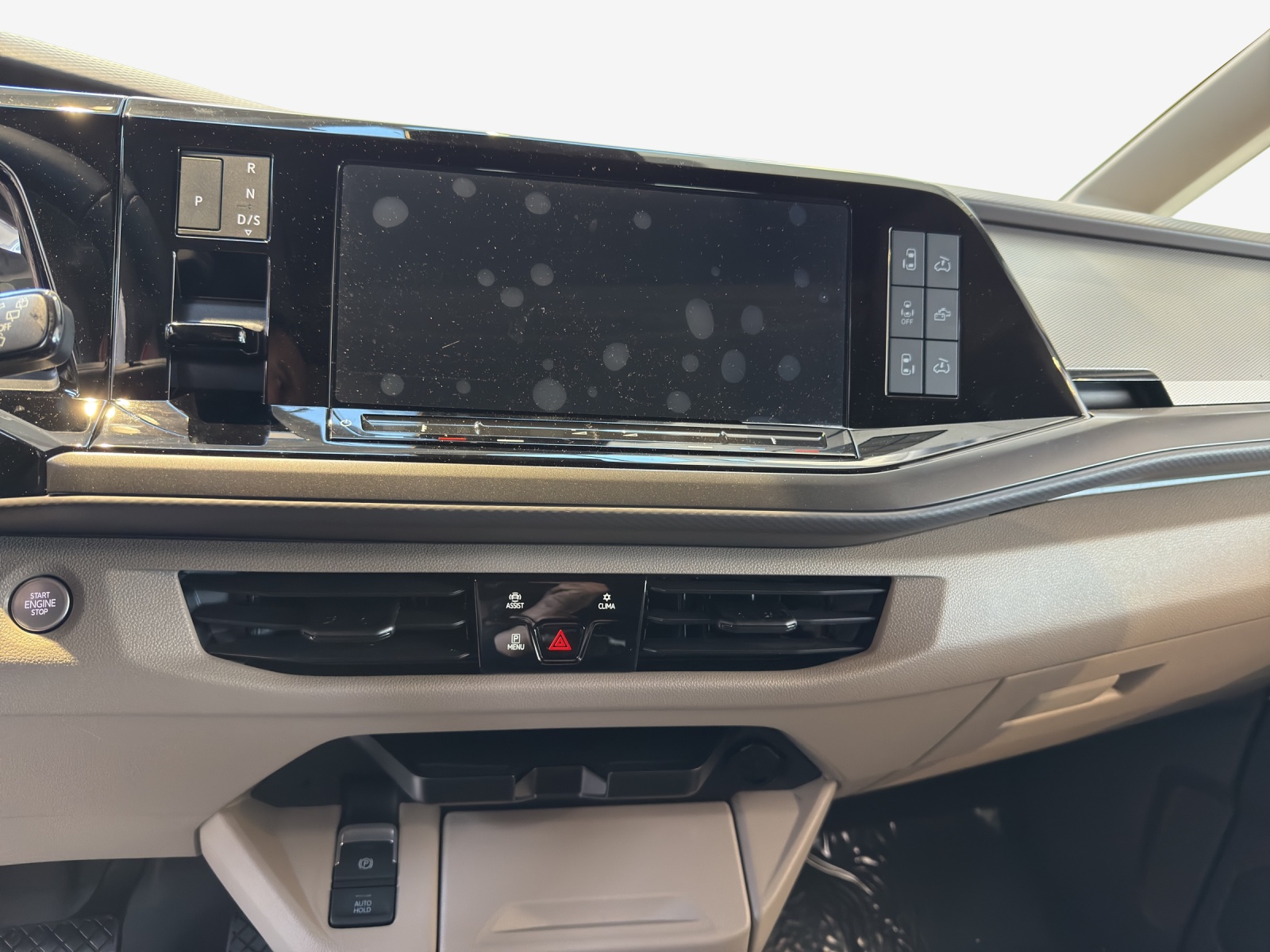 VW California 2.0 TDI Beach Camper Liberty-image-10