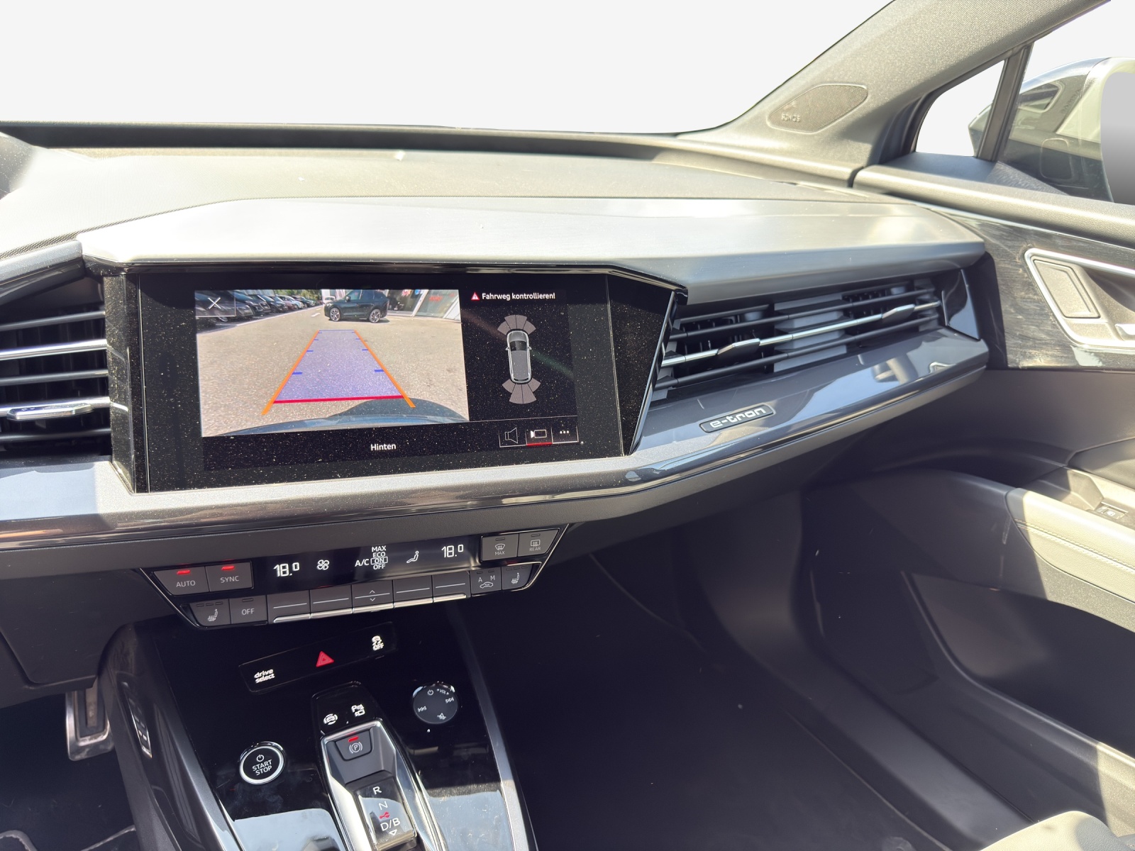 AUDI Q4 e-tron 40-image-11