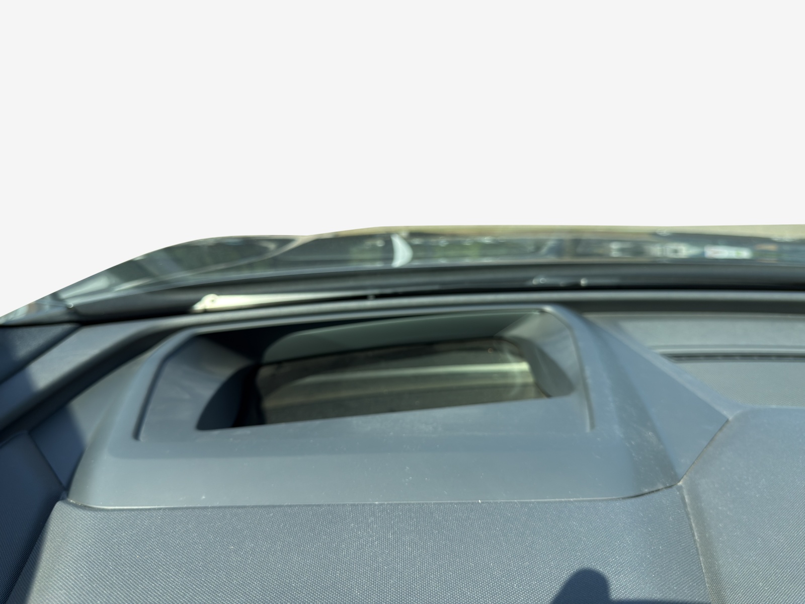 AUDI Q4 e-tron 40-image-15
