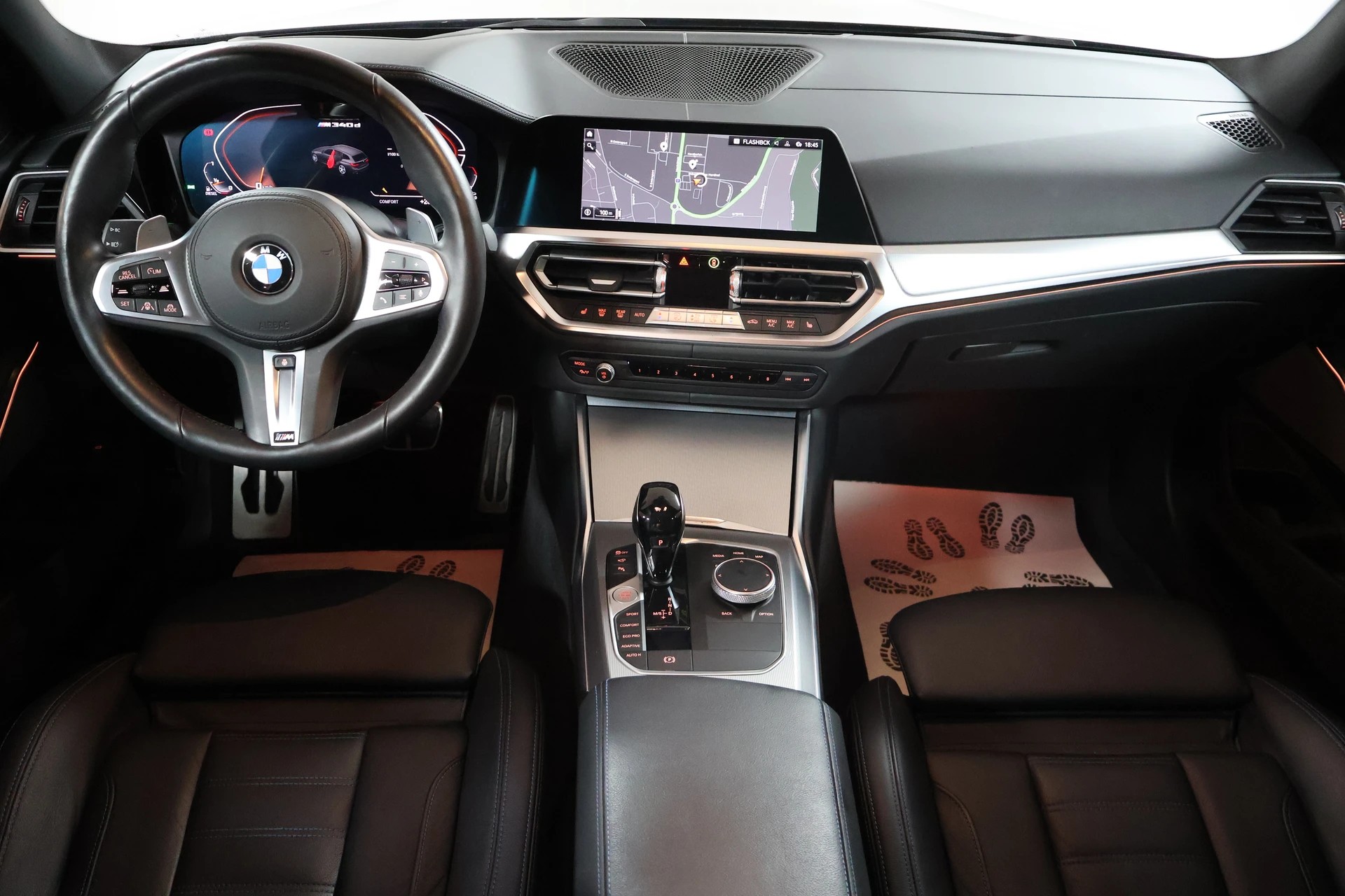 BMW M340d xDrive 48V Touring Steptronic Sport-image-9