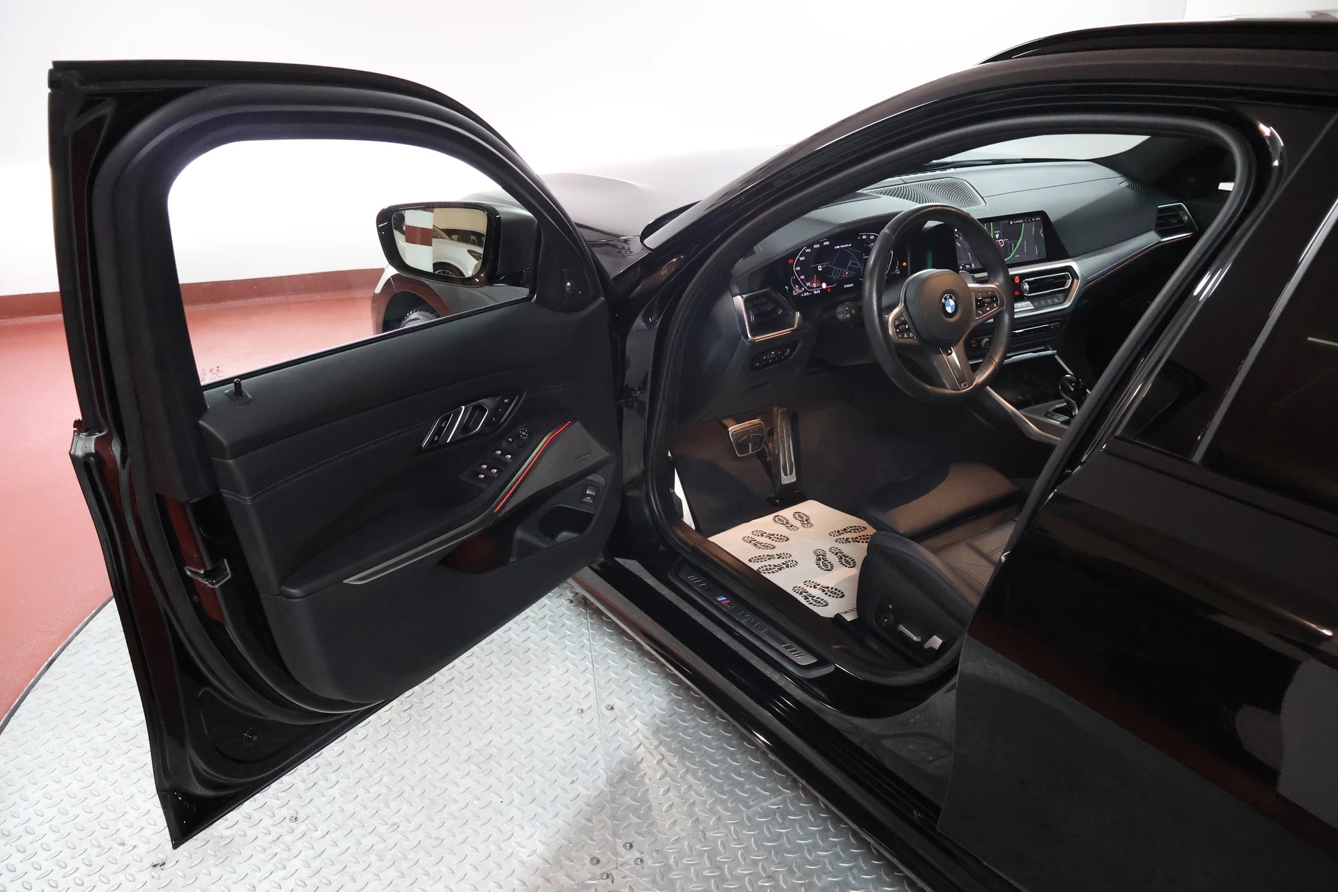 BMW M340d xDrive 48V Touring Steptronic Sport-image-4