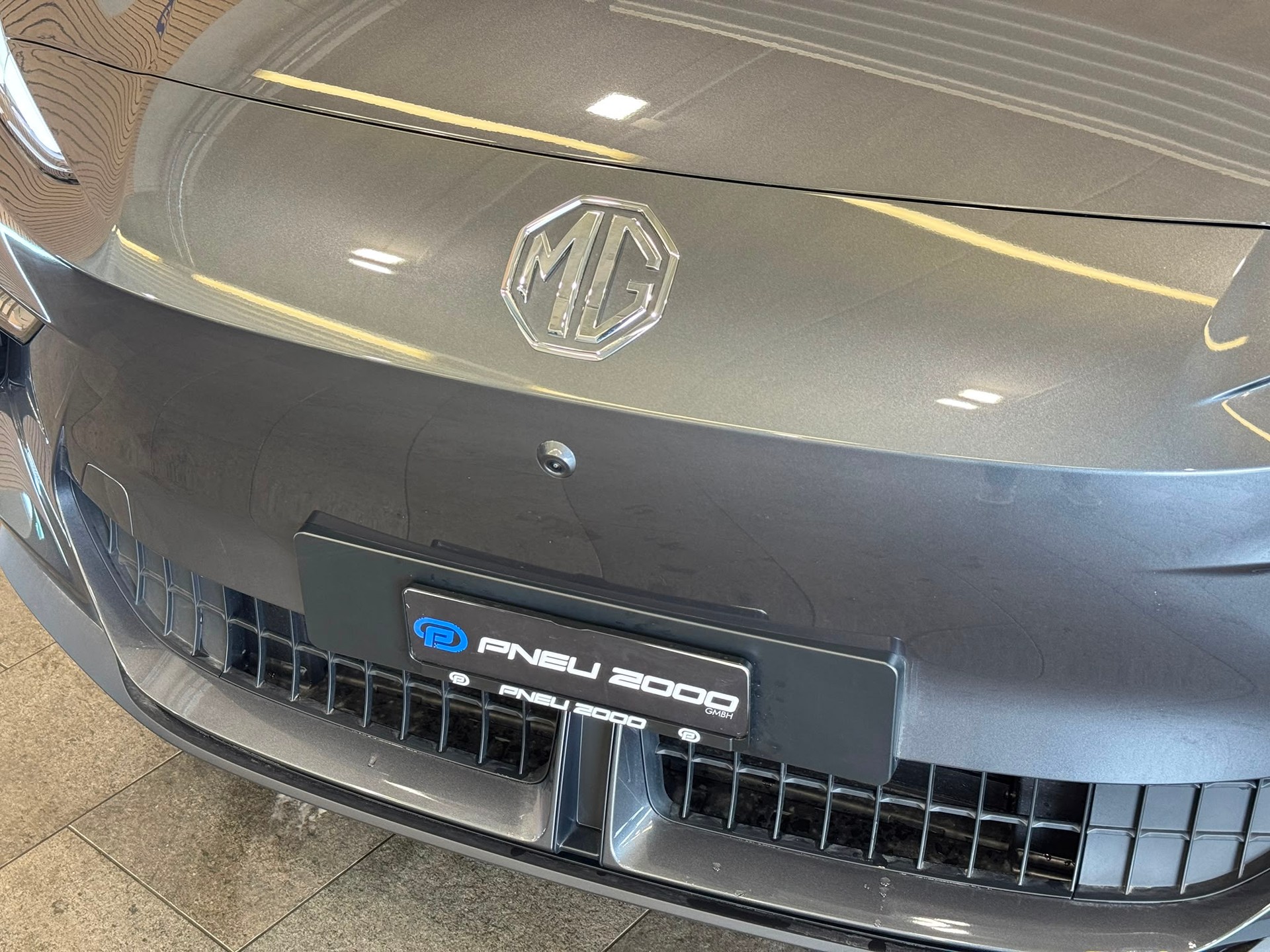 MG S5 EV 64kWh Luxury-image-3