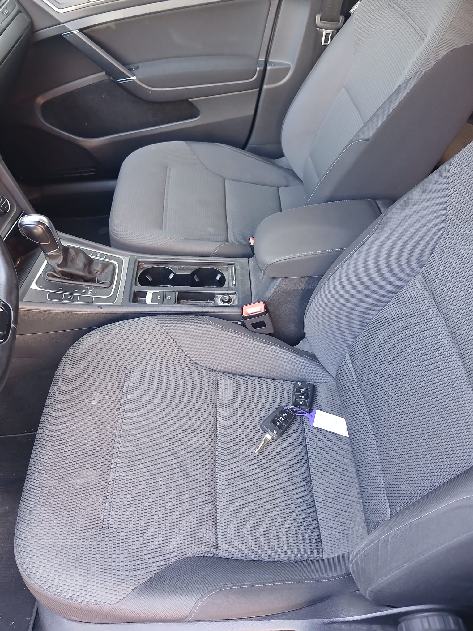 VW Golf 1.4 TSI Comfortline DSG-image-7
