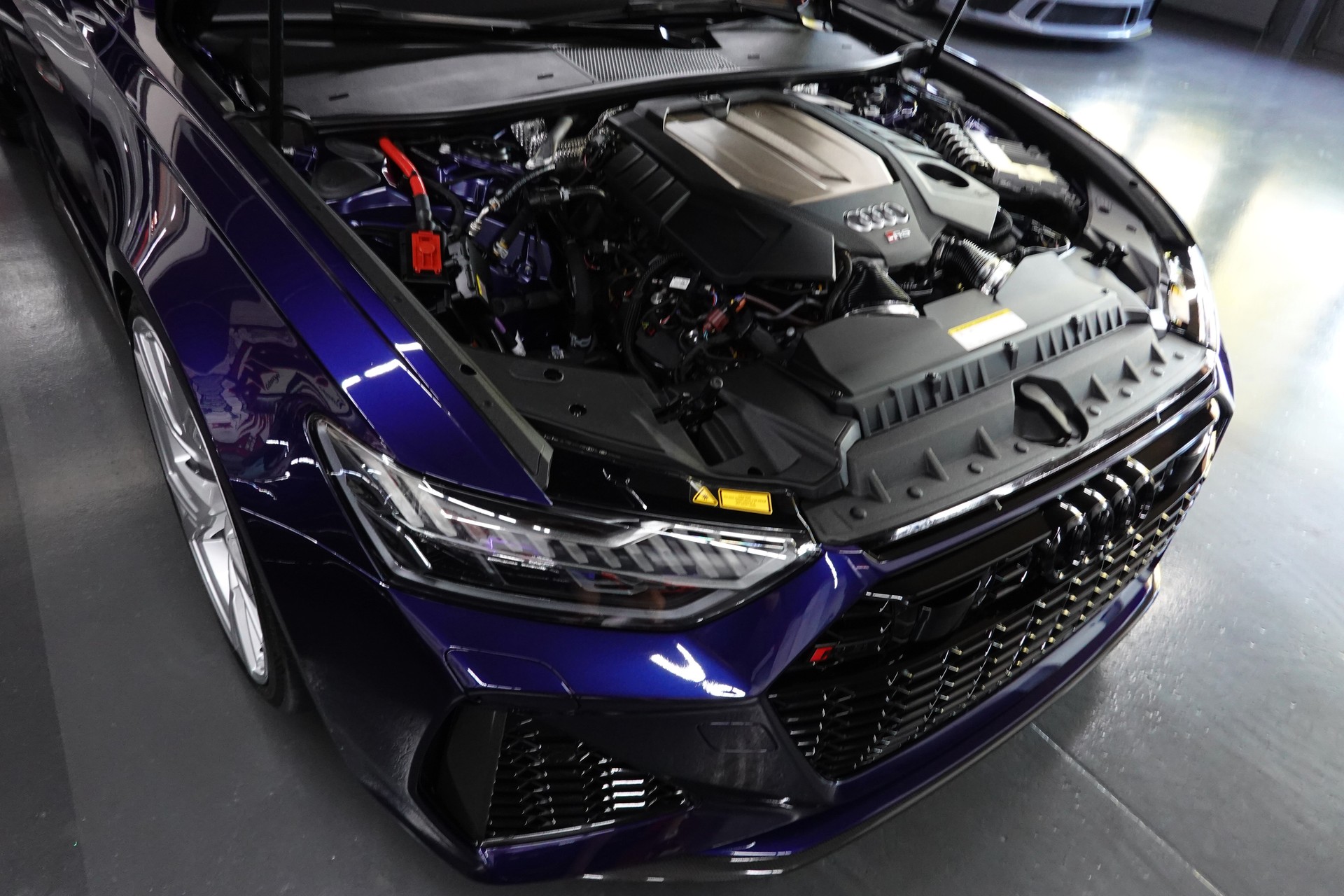 AUDI RS6 AVANT 4.0 TFSI V8 QUATTRO BLUE MET.-image-4