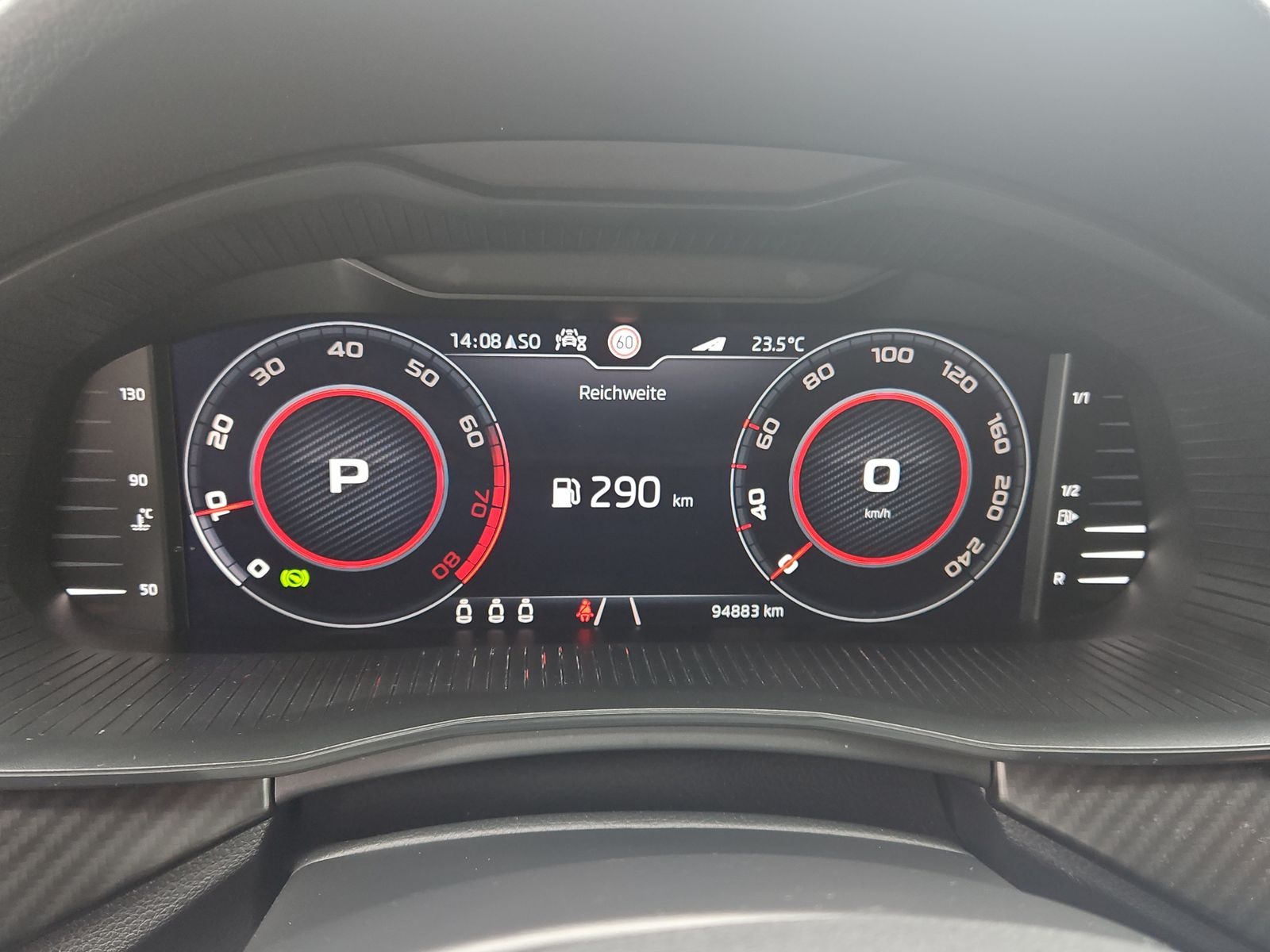 SKODA Kamiq 1.5 TSI Monte Carlo DSG-image-10