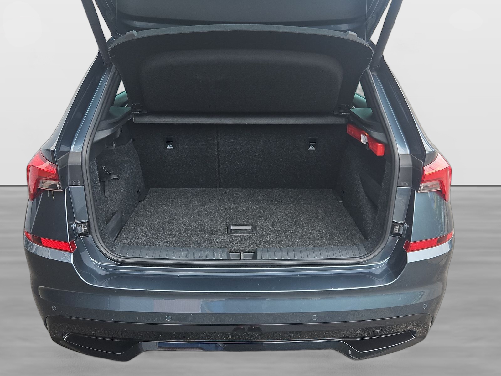 SKODA Kamiq 1.5 TSI Monte Carlo DSG-image-13